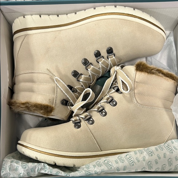 White Mountain Beige Fur-Lined Winter Boots - Picture 1 of 3